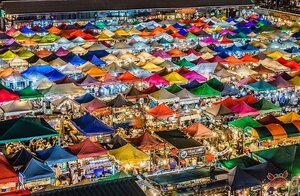 the Rot Fai Market bangkok